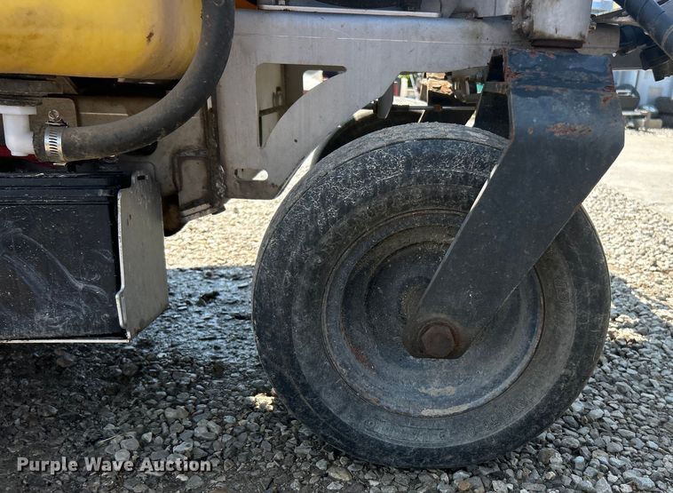 image for item ET3000 LT Rich Z Sprayer turf sprayer