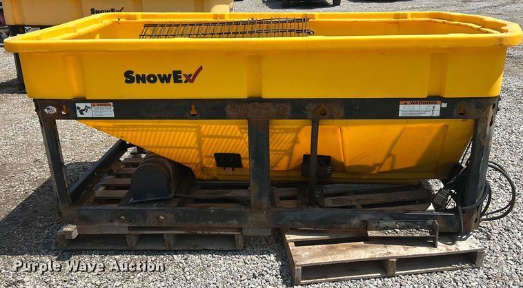 image for item ET3004 Snow Ex V-Max 8500 spreader