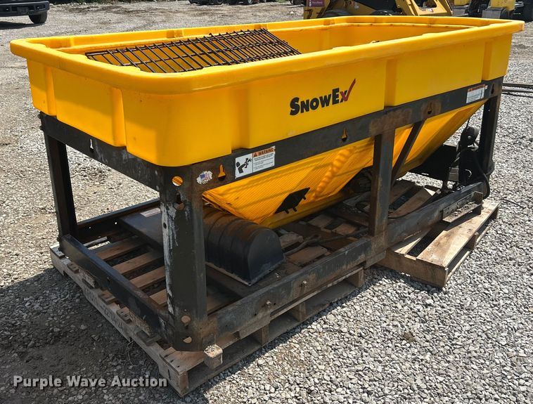 image for item ET3004 Snow Ex V-Max 8500 spreader