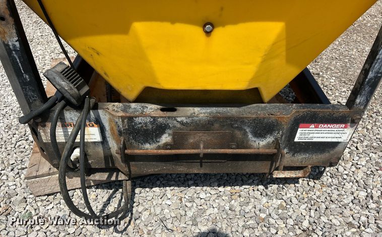 image for item ET3004 Snow Ex V-Max 8500 spreader