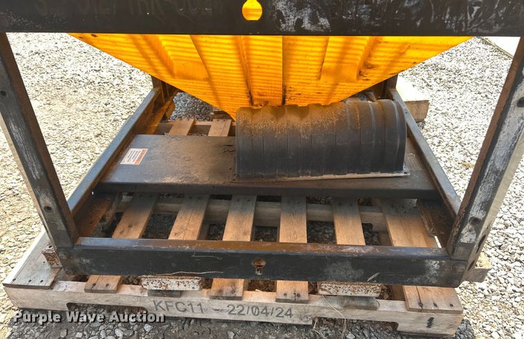 image for item ET3004 Snow Ex V-Max 8500 spreader