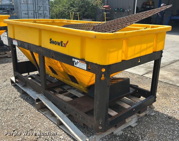 image for item ET3005 Snow Ex V-Max 8500 spreader