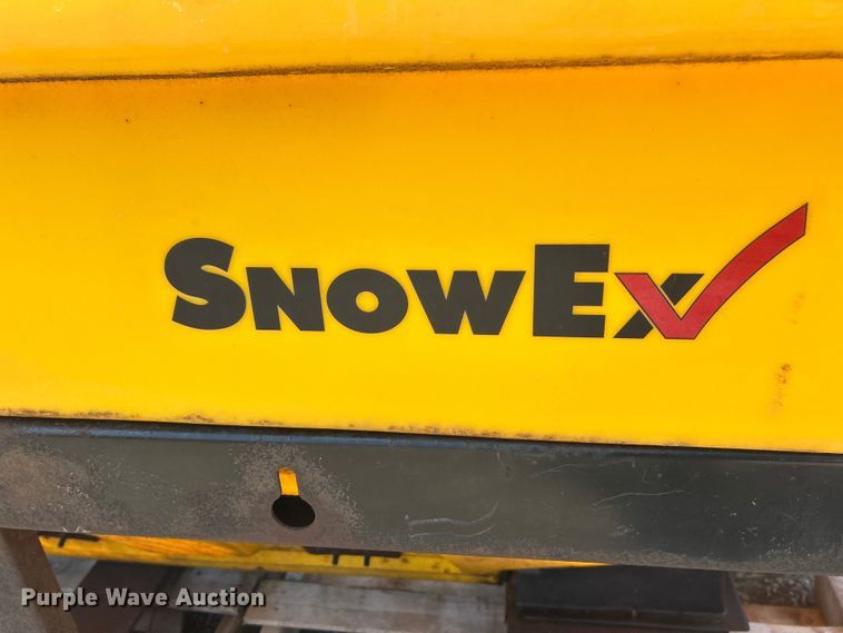 image for item ET3005 Snow Ex V-Max 8500 spreader