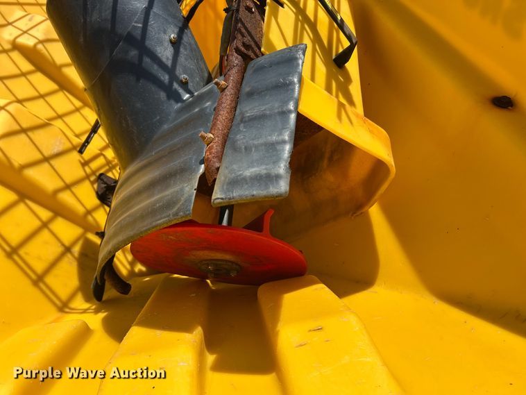 image for item ET3006 Snow Ex V-Max 8500 spreader