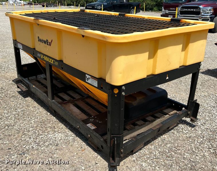 image for item ET3007 Snow Ex V-Max G2 spreader