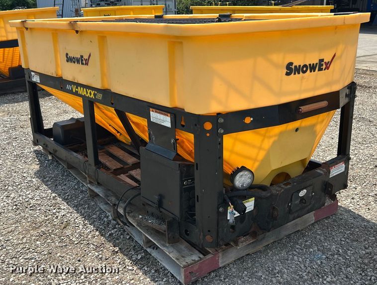 image for item ET3007 Snow Ex V-Max G2 spreader