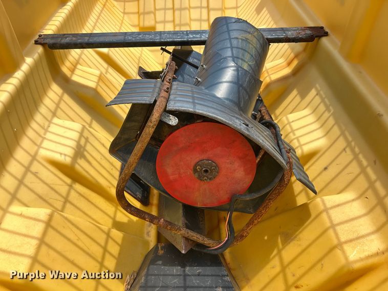 image for item ET3007 Snow Ex V-Max G2 spreader