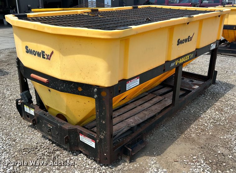 image for item ET3008 Snow Ex V-Max G2 spreader