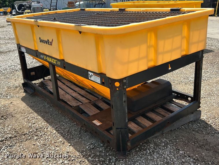 image for item ET3008 Snow Ex V-Max G2 spreader
