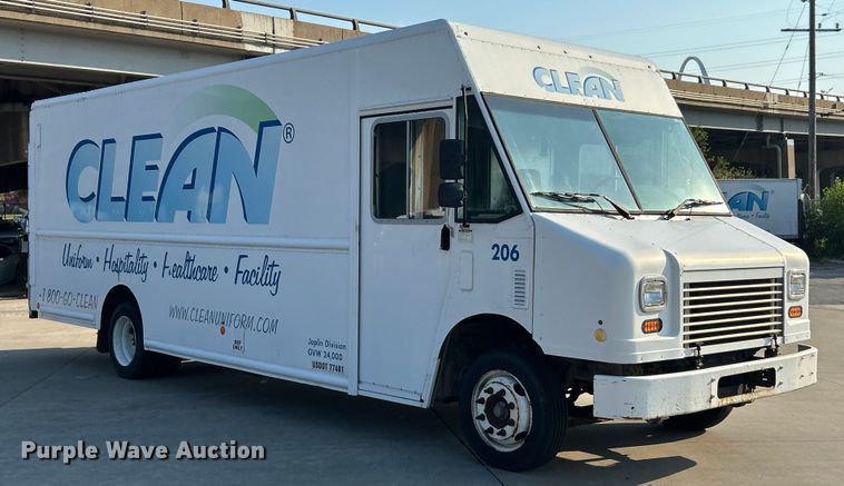 image for item ET3034 2016 Freightliner MT45 delivery van