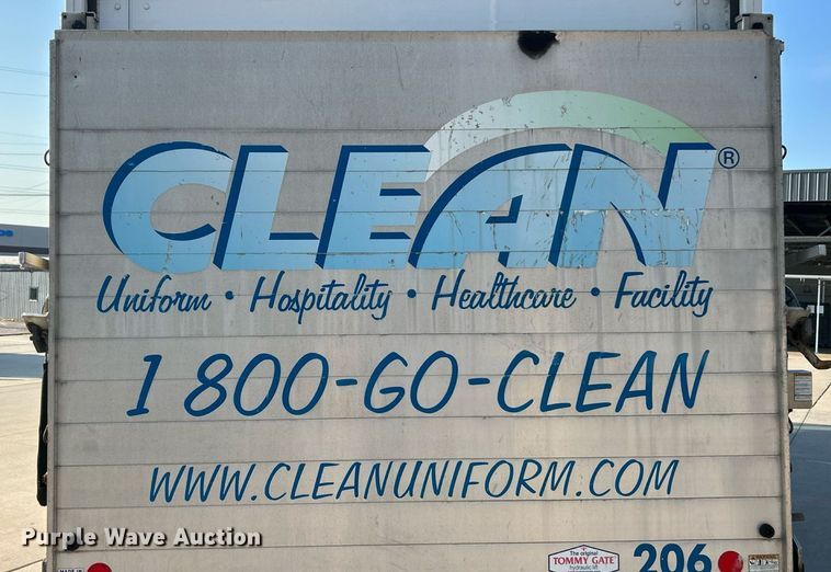 image for item ET3034 2016 Freightliner MT45 delivery van