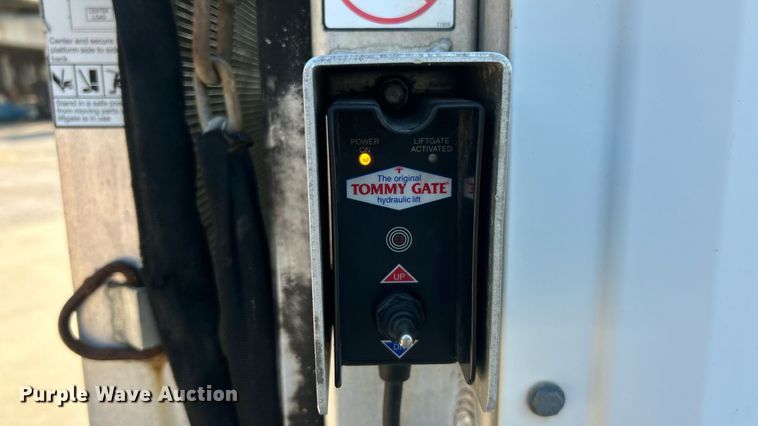 image for item ET3034 2016 Freightliner MT45 delivery van