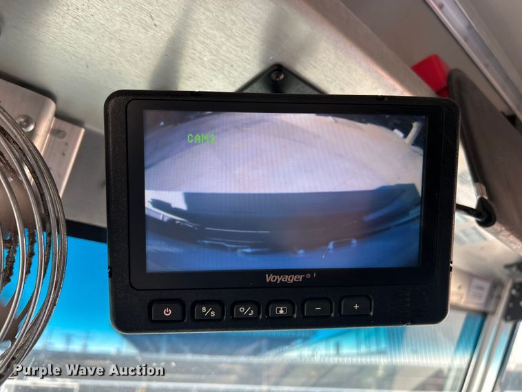 image for item ET3034 2016 Freightliner MT45 delivery van