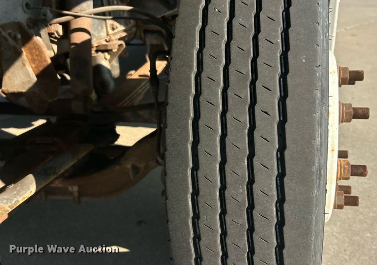 image for item ET3034 2016 Freightliner MT45 delivery van