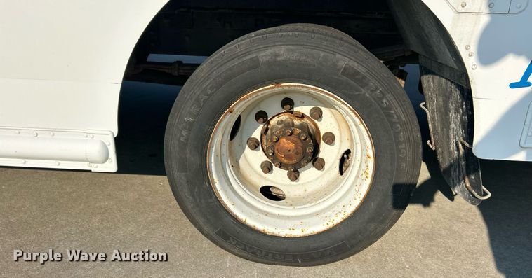 image for item ET3034 2016 Freightliner MT45 delivery van