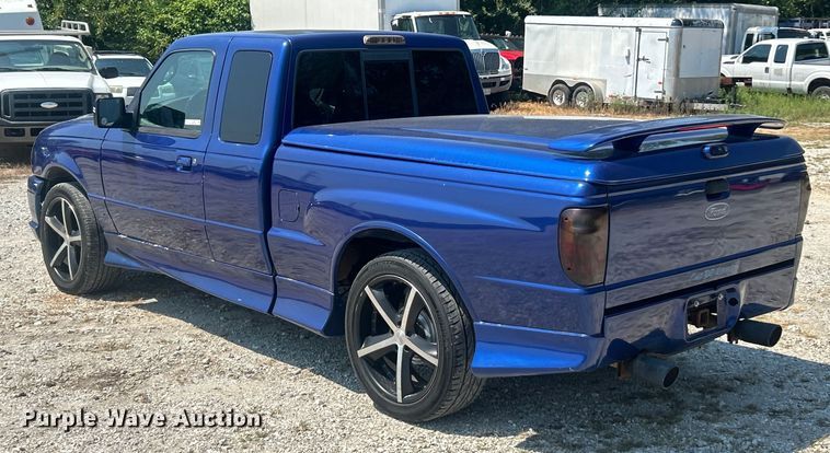 image for item ET3036 2006 Ford Ranger SuperCab pickup truck