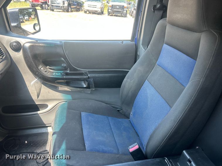 image for item ET3036 2006 Ford Ranger SuperCab pickup truck