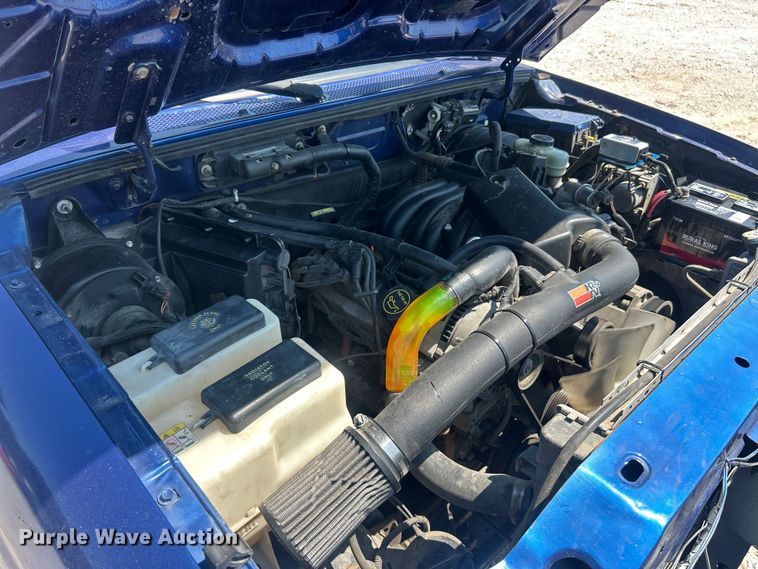 image for item ET3036 2006 Ford Ranger SuperCab pickup truck