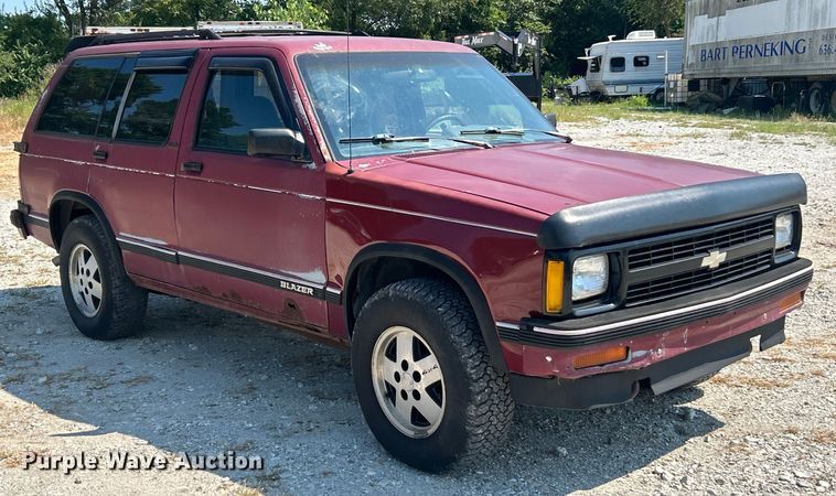 image for item ET3037 1992 Chevrolet Blazer SUV