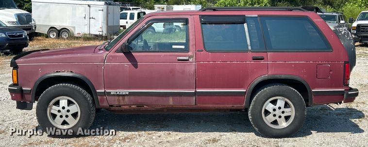 image for item ET3037 1992 Chevrolet Blazer SUV