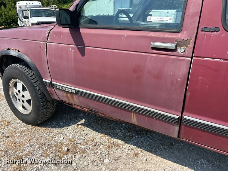 image for item ET3037 1992 Chevrolet Blazer SUV
