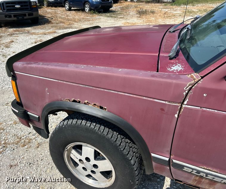 image for item ET3037 1992 Chevrolet Blazer SUV