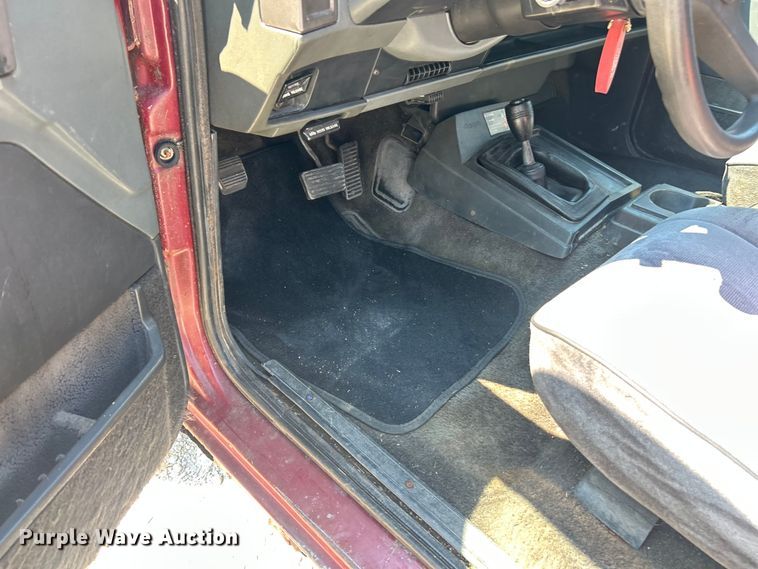 image for item ET3037 1992 Chevrolet Blazer SUV