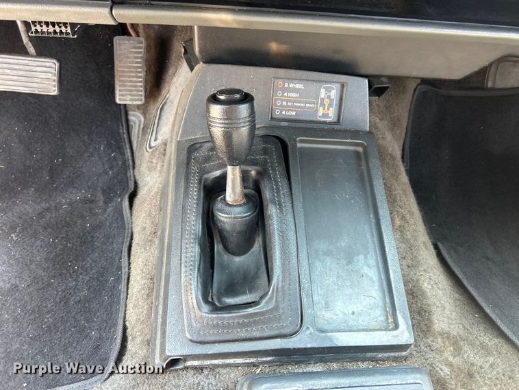 image for item ET3037 1992 Chevrolet Blazer SUV