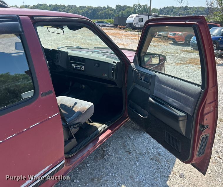 image for item ET3037 1992 Chevrolet Blazer SUV