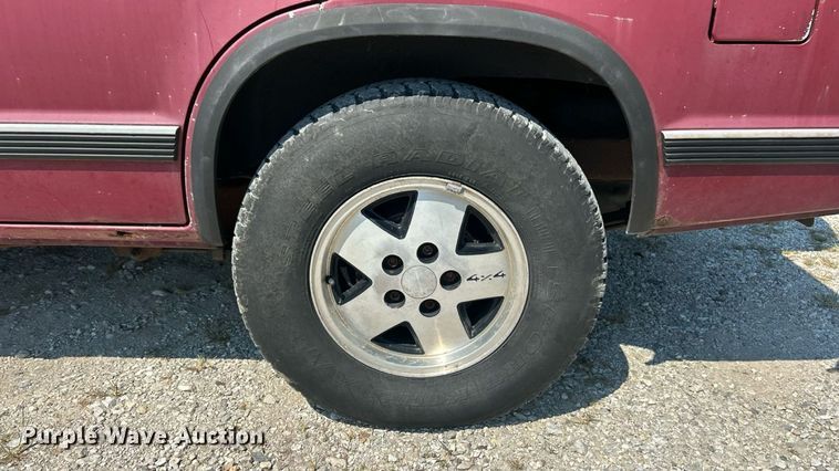 image for item ET3037 1992 Chevrolet Blazer SUV