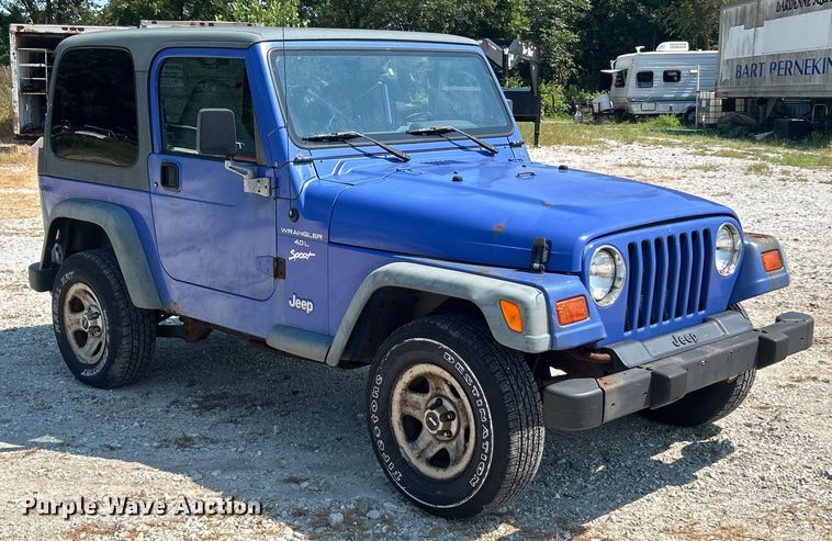 image for item ET3038 1998 Jeep Wrangler Sport SUV