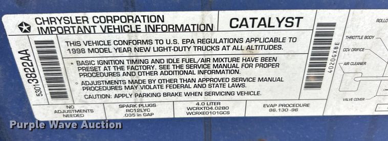 image for item ET3038 1998 Jeep Wrangler Sport SUV