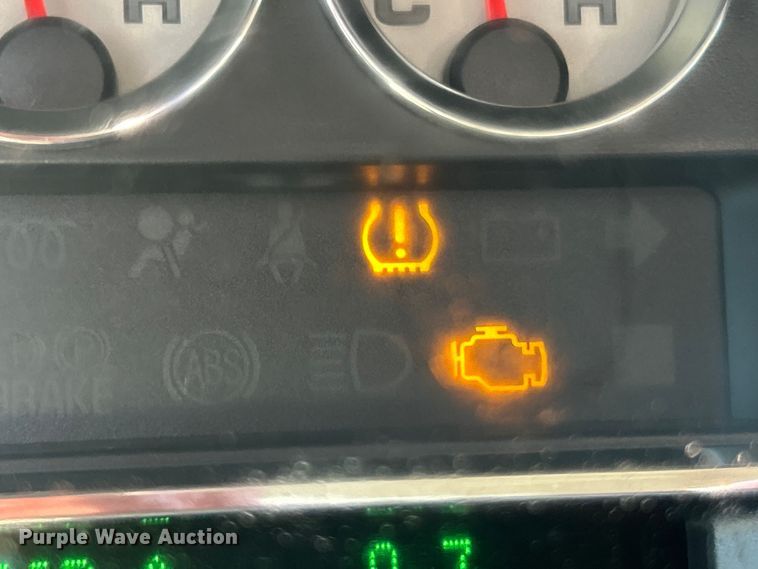 image for item ET3039 2010 Ford F250 Super Duty XL  Crew Cab pickup truck