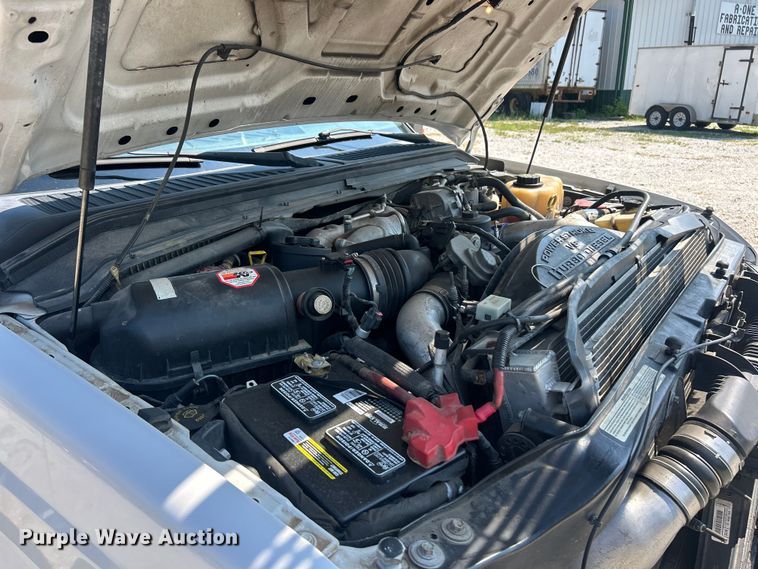 image for item ET3039 2010 Ford F250 Super Duty XL  Crew Cab pickup truck