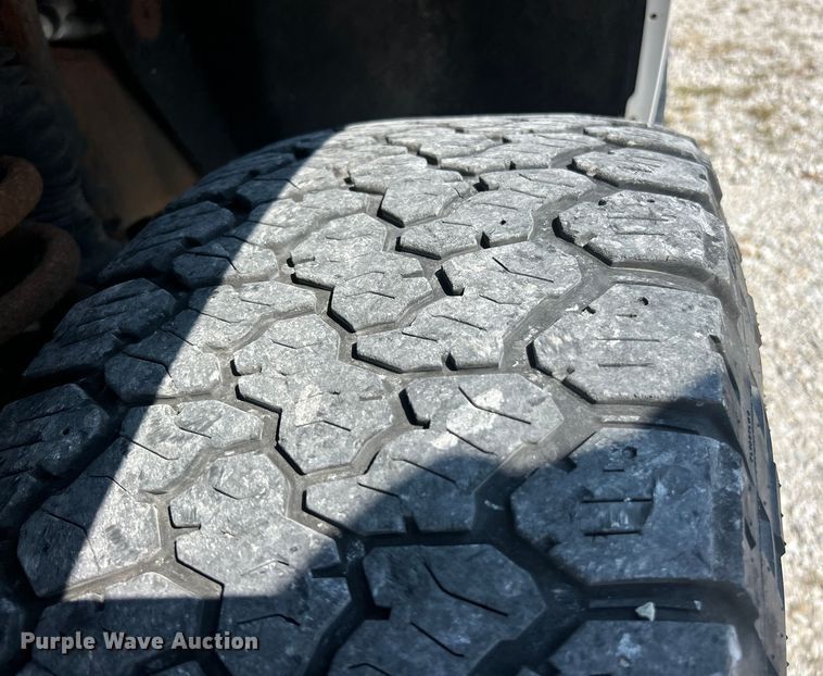 image for item ET3039 2010 Ford F250 Super Duty XL  Crew Cab pickup truck