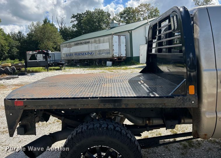 image for item ET3092 2008 Ford F250 Super Duty Lariat  Crew Cab flatbed truck
