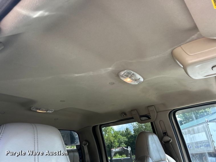 image for item ET3092 2008 Ford F250 Super Duty Lariat  Crew Cab flatbed truck