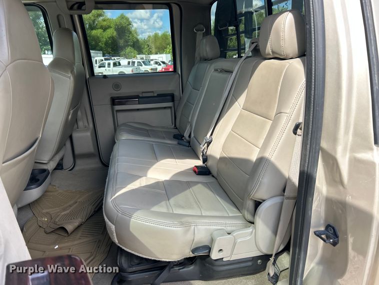 image for item ET3092 2008 Ford F250 Super Duty Lariat  Crew Cab flatbed truck