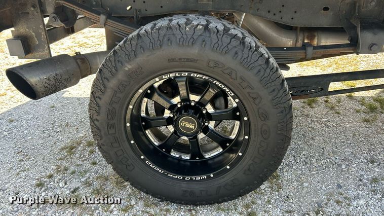 image for item ET3092 2008 Ford F250 Super Duty Lariat  Crew Cab flatbed truck