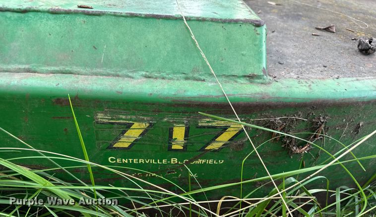 image for item ET8505 John Deere 717 rotary mower
