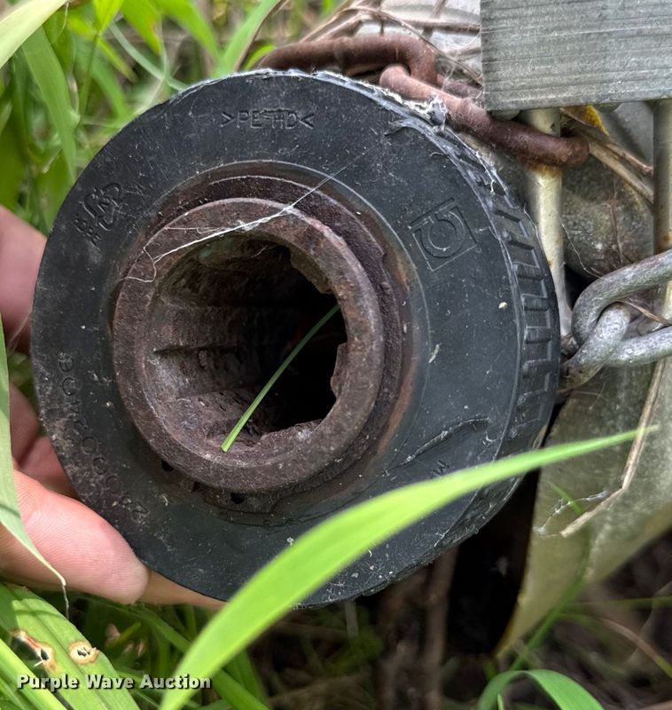 image for item ET8505 John Deere 717 rotary mower