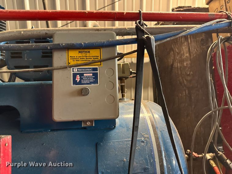 image for item ET8506 Buckeye CK430822Z30H5 air compressor