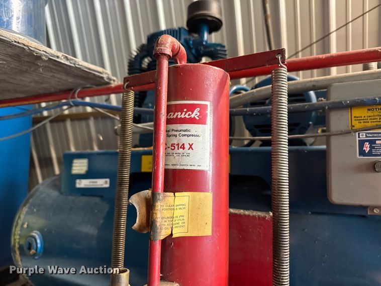 image for item ET8506 Buckeye CK430822Z30H5 air compressor