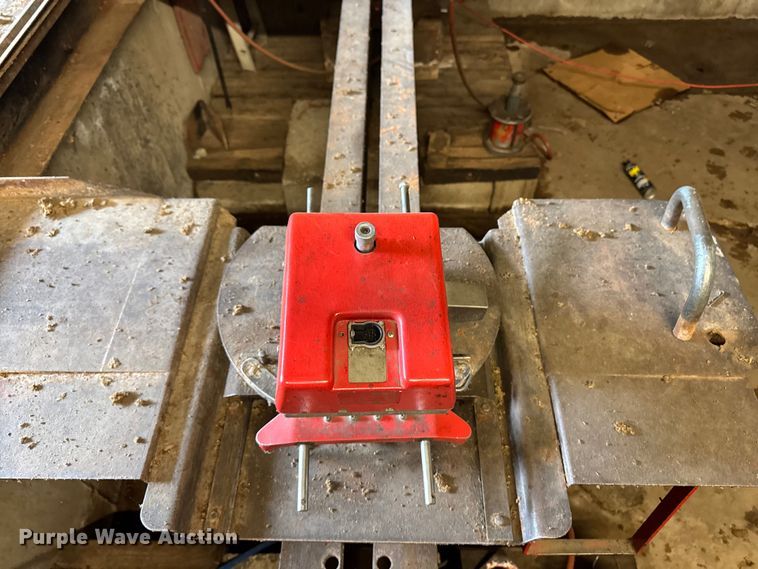 image for item ET8507 Hunter D111 alignment machine