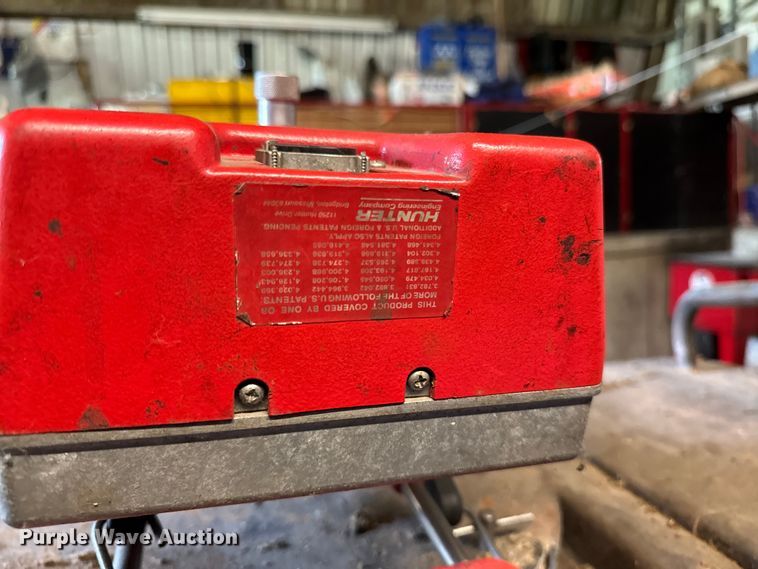 image for item ET8507 Hunter D111 alignment machine