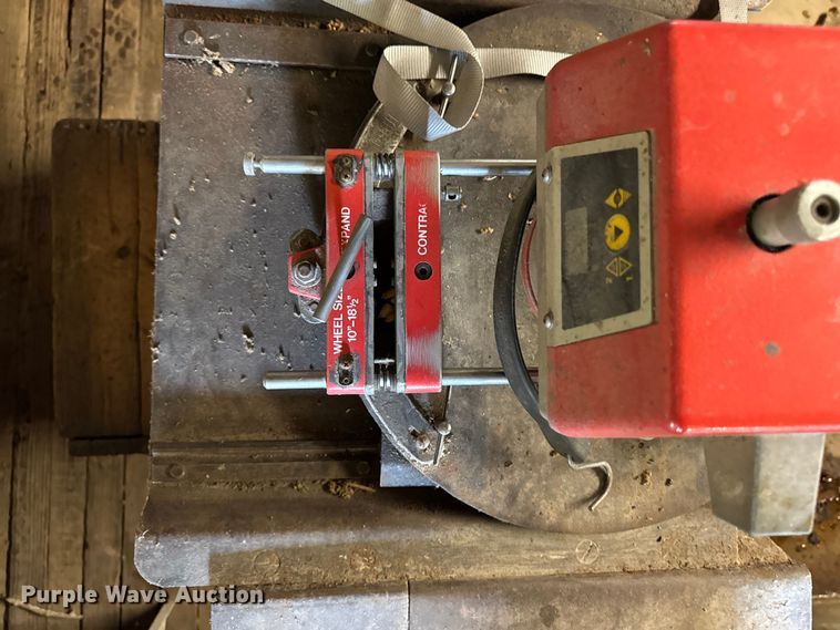 image for item ET8507 Hunter D111 alignment machine