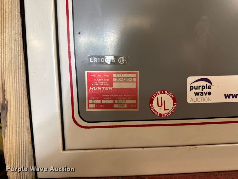 image for item ET8507 Hunter D111 alignment machine