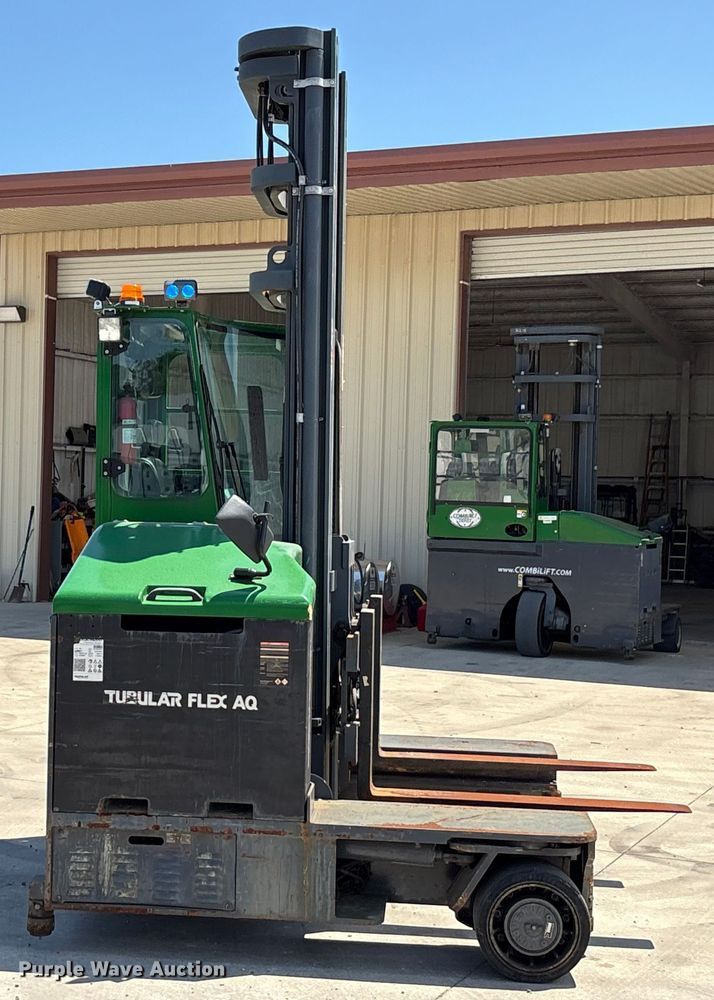 image for item EU0006 CombiLift C6000ET forklift