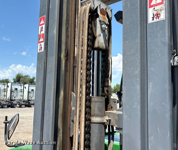 image for item EU0006 CombiLift C6000ET forklift