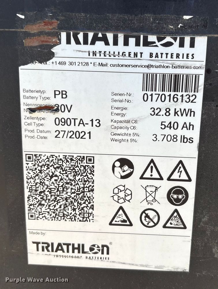 image for item EU0006 CombiLift C6000ET forklift